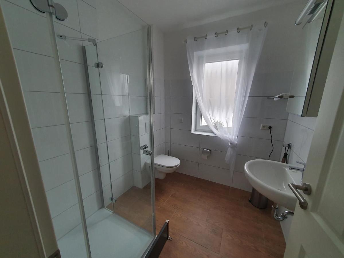 Haus Taybeerweg Lägenhet Aurich Exteriör bild